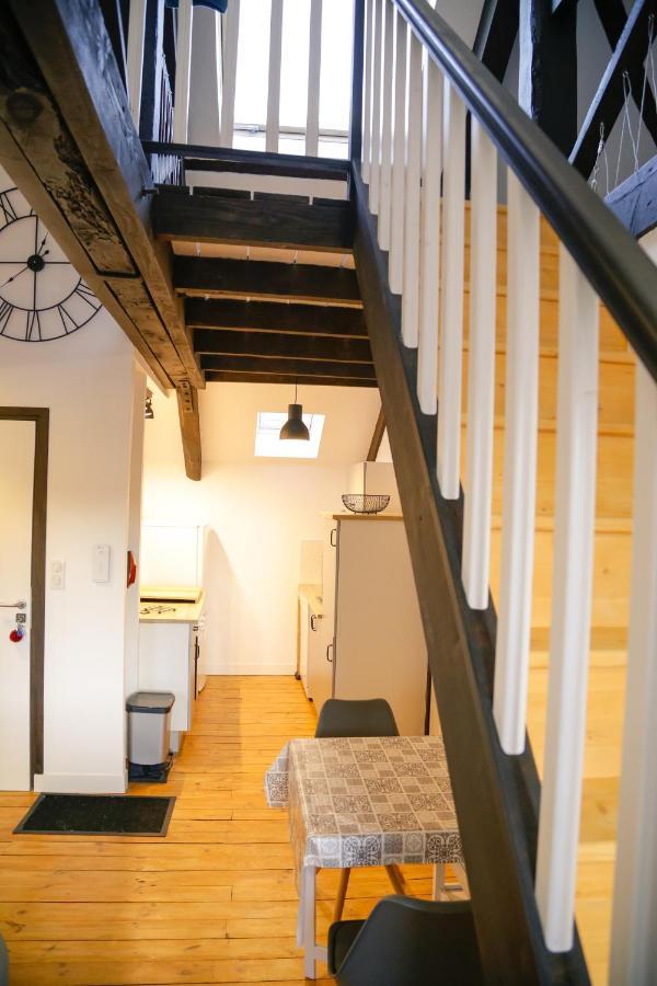 Duplex Centre Ville Сен-Флур Екстер'єр фото