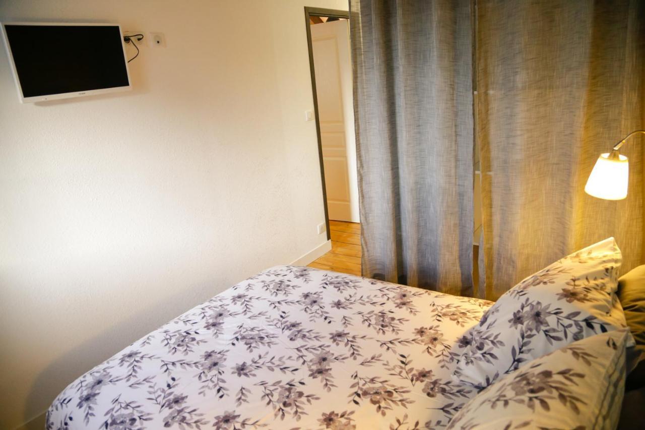 Duplex Centre Ville Сен-Флур Екстер'єр фото